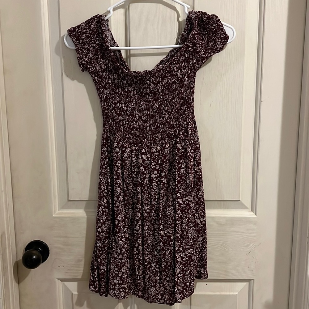 Cute mini flowy dress. Small.
